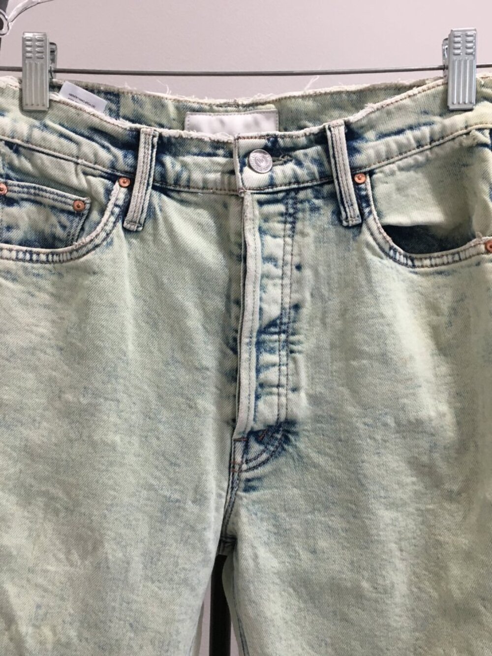 MOTHER Fern Juicy Fruit The Tripper Crop Fray Logo Hardware Button Fly Jeans - Picture 7 of 16